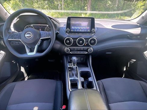 Used 2024 Nissan Sentra SV FWD image 21