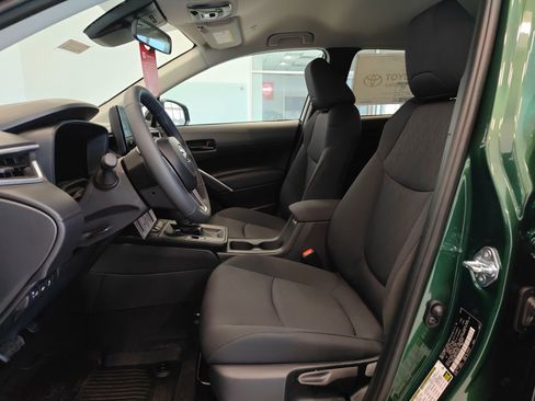 New 2026 Toyota Corolla Cross LE w/ Cold Weather Package image 10