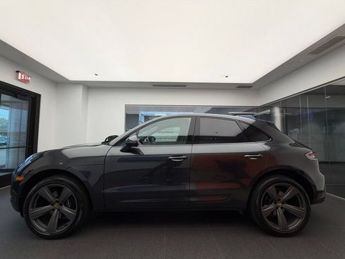 Certified 2026 Porsche Macan AWD/4WD image 2