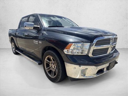 Used 2018 RAM 1500 Lone Star RWD image 3