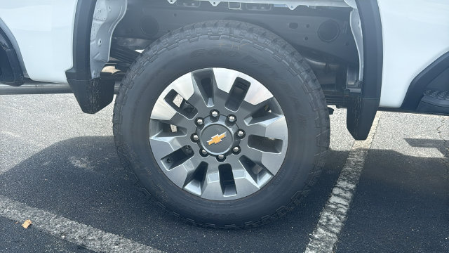 New 2026 Chevrolet Silverado 2500 Custom w/ Custom Convenience Package AWD/4WD image 9