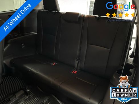 Used 2023 Toyota Highlander XLE AWD/4WD image 8