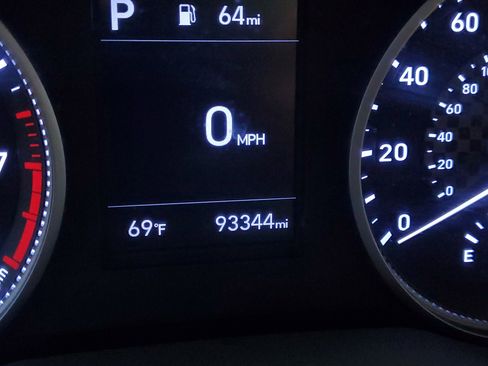 Used 2020 Hyundai Elantra Value Edition image 24