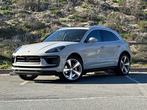 New 2026 Porsche Macan S image 1
