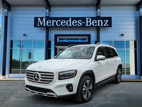 New 2026 Mercedes-Benz GLB 250 4MATIC image 3