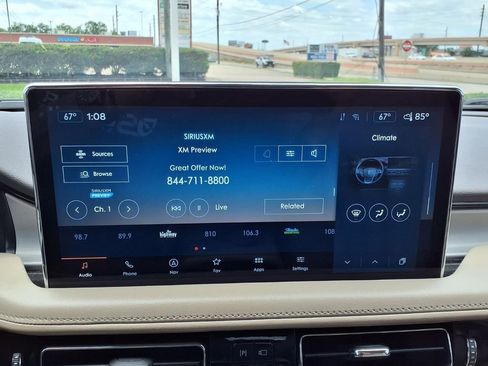 Used 2023 Lincoln Nautilus FWD w/ Premium Package image 20