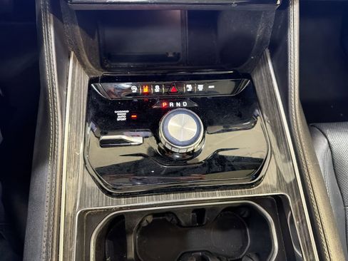 Used 2022 Jeep Wagoneer Series II w/ Premium Group I image 21