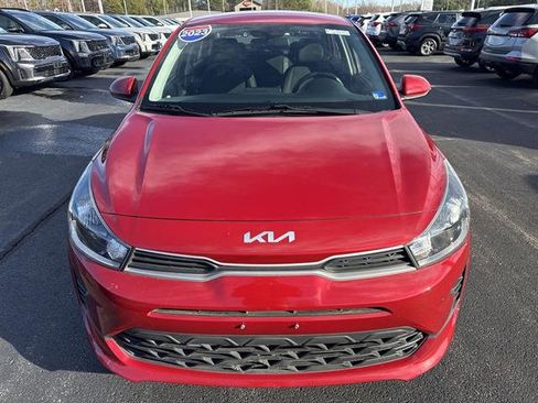 Used 2023 Kia Rio S image 2