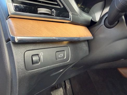 Used 2018 Volvo XC90 T6 Inscription w/ Convenience Package image 35