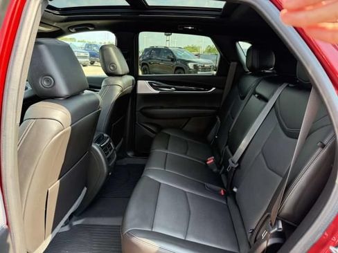 Used 2024 Cadillac XT5 Premium Luxury w/ Technology Package AWD/4WD image 17