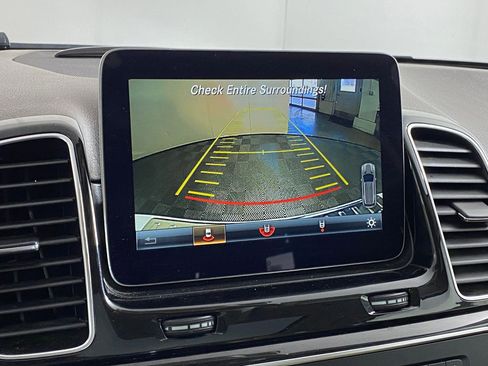 Used 2016 Mercedes-Benz GLE 300d 4MATIC image 30