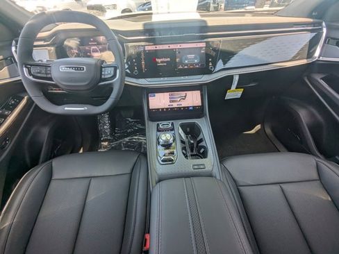 New 2025 Jeep Wagoneer S Limited image 14