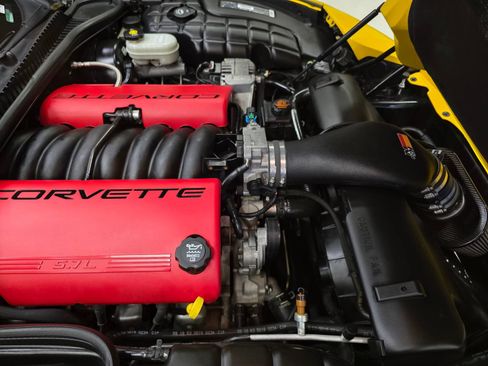Used 2003 Chevrolet Corvette Z06 w/ Memory Package, 3 Drivers RWD image 35