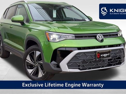 New 2026 Volkswagen Taos SE image 1