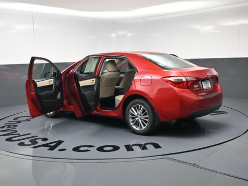 Used 2014 Toyota Corolla LE w/ Body Protection Package FWD image 19