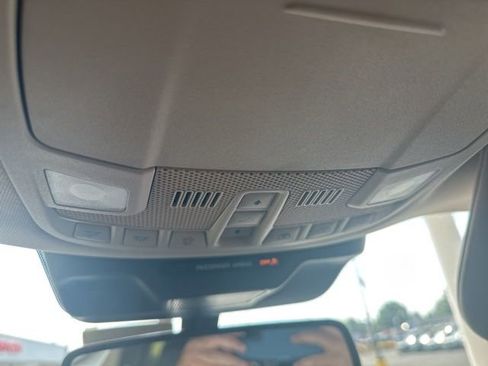 Used 2022 Ford Expedition Max XLT AWD/4WD image 16