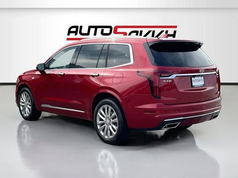 Used 2023 Cadillac XT6 Premium Luxury w/ Technology Package FWD image 5