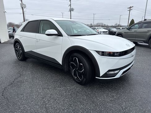 Certified 2023 Hyundai Ioniq 5 SEL w/ Cargo Package image 3