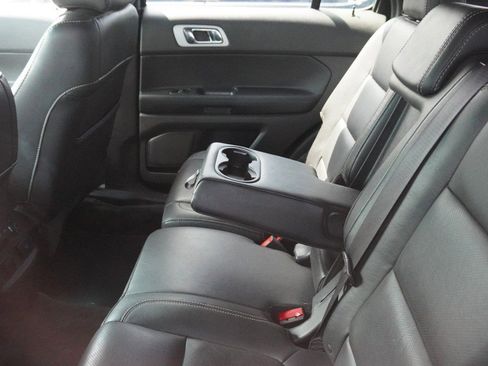 Used 2015 Ford Explorer Sport w/ Equipment Group 401A AWD/4WD image 10