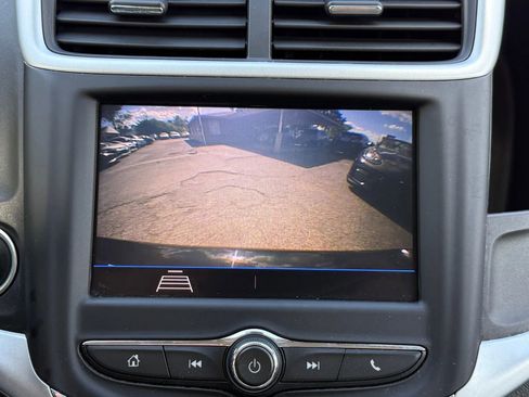 Used 2020 Chevrolet Sonic LT image 16