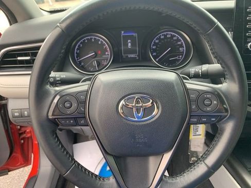 Used 2021 Toyota Camry SE image 23
