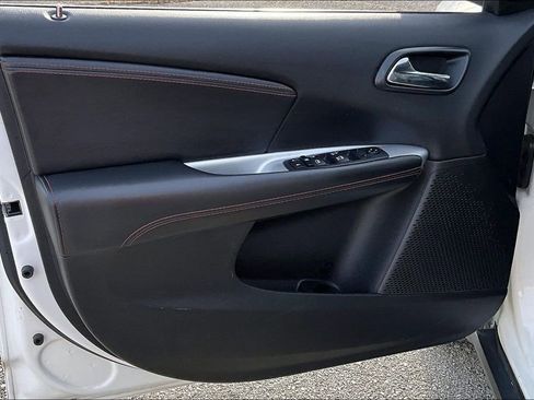 Used 2019 Dodge Journey GT image 23