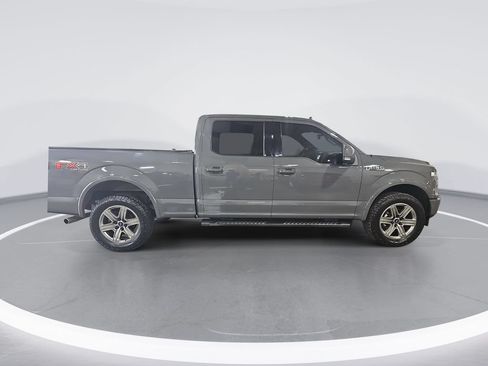 Used 2018 Ford F150 Lariat w/ Equipment Group 502A Luxury AWD/4WD image 2