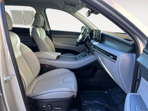 Certified 2024 Hyundai Palisade SEL image 15