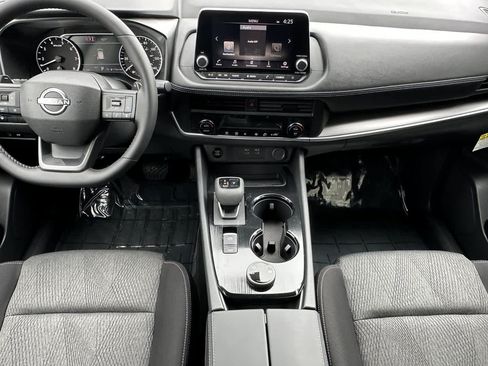 New 2026 Nissan Rogue SV AWD/4WD image 3