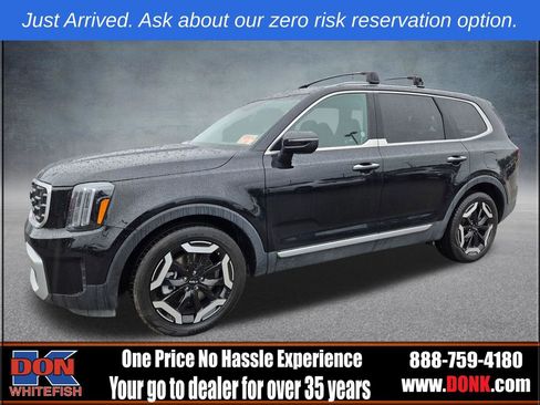Used 2025 Kia Telluride S image 3
