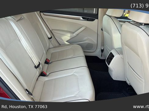 Used 2016 Volkswagen Passat 1.8T SE image 29