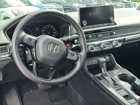 Used 2023 Honda Civic EX image 13