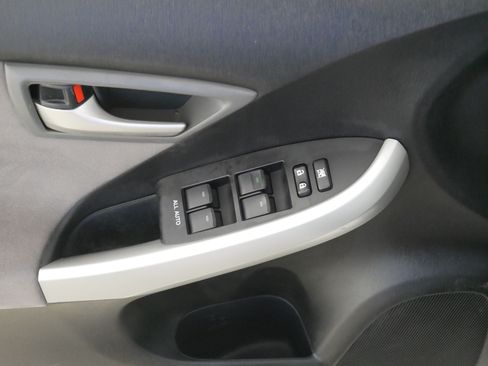 Used 2014 Toyota Prius Three w/ Solar Roof Package FWD image 19