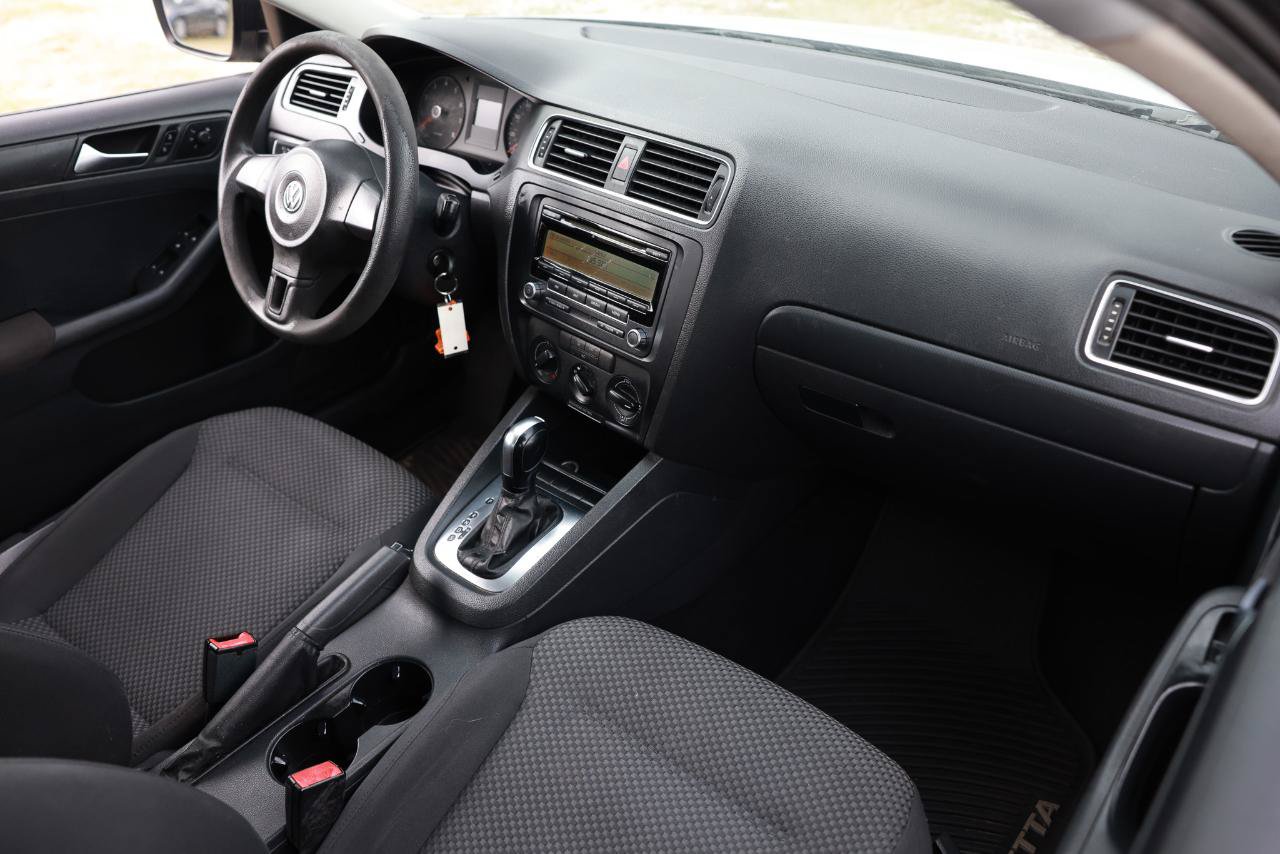 Used 2012 Volkswagen Jetta S FWD image 18