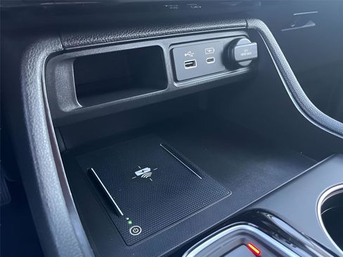 Used 2023 Honda Pilot Elite image 19