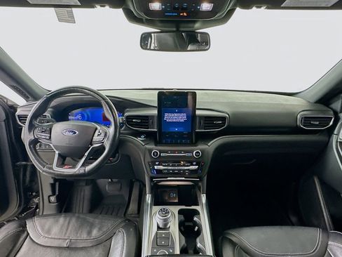 Used 2020 Ford Explorer ST w/ ST Street Pack image 3