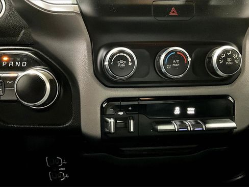 Used 2021 RAM 2500 Big Horn image 16