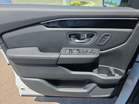 New 2026 Honda Pilot EX-L image 8