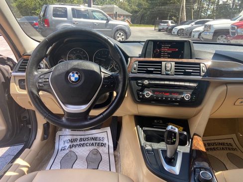 Used 2015 BMW 328i Sedan RWD image 12