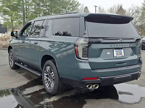 New 2026 Chevrolet Suburban Z71 w/ Z71 Off-Road Package image 9