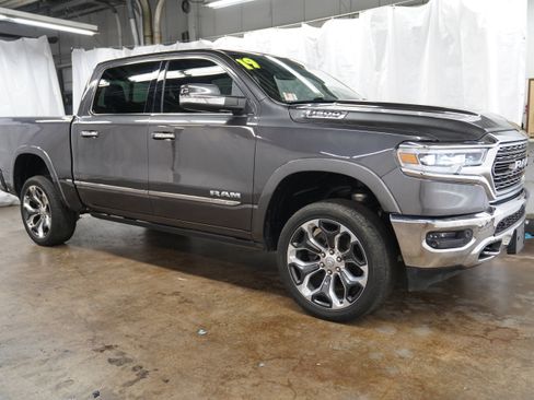 Used 2019 RAM 1500 Limited AWD/4WD image 1