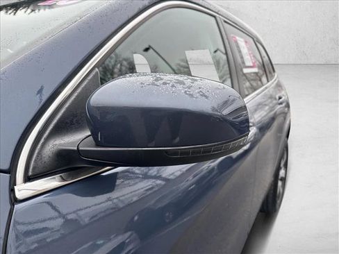 Used 2020 Jeep Cherokee Limited w/ Technology Group image 11