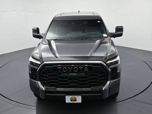 Used 2024 Toyota Tundra Platinum w/ TRD Off-Road Package AWD/4WD image 20