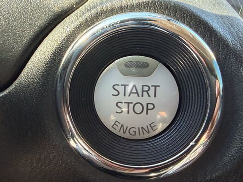 Used 2019 INFINITI QX60 Luxe w/ Essential Package image 14