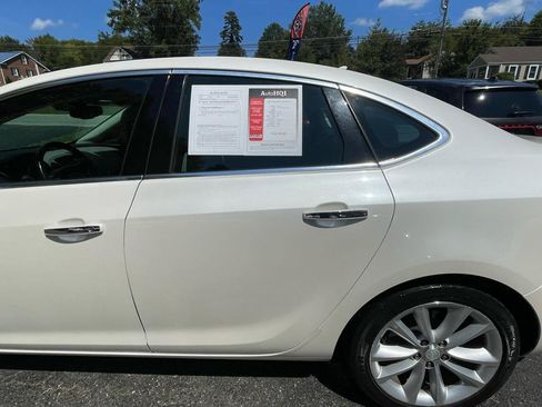 Used 2012 Buick Verano FWD image 4