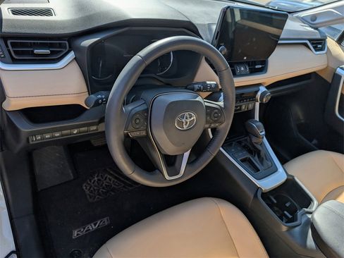 Used 2024 Toyota RAV4 XLE Premium image 3