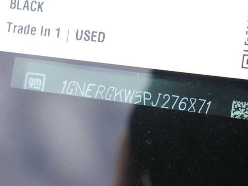 Used 2023 Chevrolet Traverse LT image 24