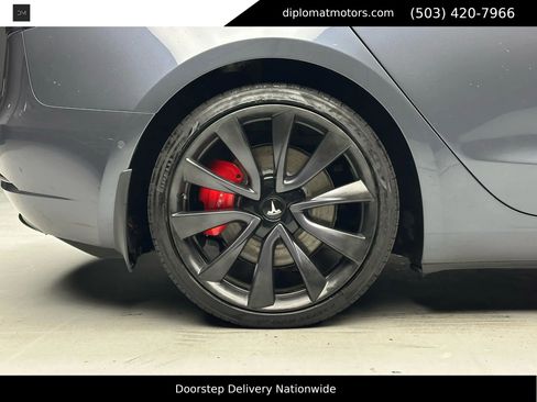 Used 2020 Tesla Model 3 Performance image 38