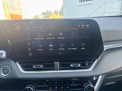 Used 2025 Chevrolet Equinox LT FWD image 20