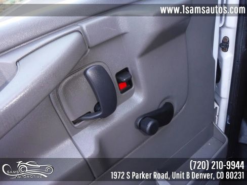 Used 2009 Chevrolet Express 1500 AWD image 33